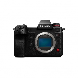 Alquiler de Cuerpo de cámara digital sin espejo Panasonic Lumix DC-S1H