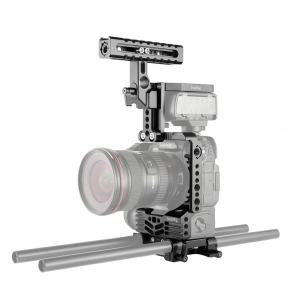 Venta de Cage para Panasonic GH5 con empuñadura de baterías SmallRig Cage 2067 (GH5 con Grip)