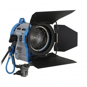 Alquiler de Fresnel 500W Arri Arriplus 300