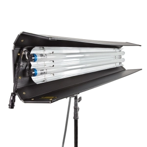 Alquiler de Pantalla doble fluorescente 60 cm Kino flo Double 60