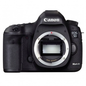 Alquiler de Cuerpo de cámara fotográfica réflex digital Canon 5D Mark III