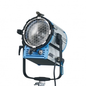 Alquiler de Foco fresnel de tungsteno Arri True Blue T5 (5000W)