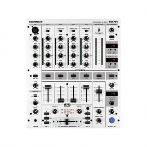 Alquiler de Mesa de mezclas de 5 canales profesional Behringer DJX700