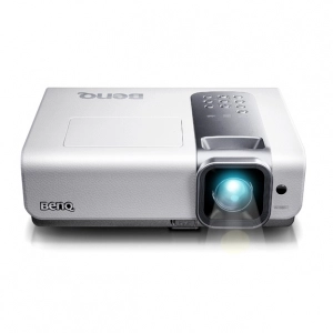 Alquiler de Proyector HD 1080p 2000 lúmenes Benq W1000+