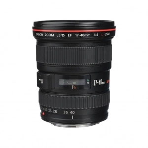 Alquiler de Objetivo fotográfico angular Canon 17-40 f/4L USM
