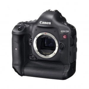 Alquiler de Cuerpo de cámara fotográfica reflex digital Canon 1D C