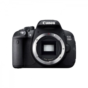 Alquiler de Cuerpo de cámara fotográfica réflex digital Canon 700D
