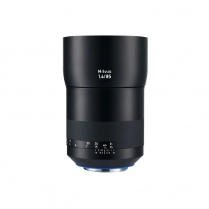 Alquiler de Objetivo fotográfico tele Carl Zeiss Milvus 85mm f/1.4 (Canon EF)