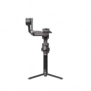 Alquiler de Estabilizador de cámara DJI RS 4 Pro pack combo