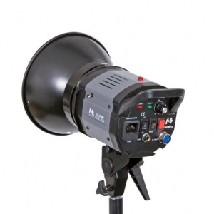 Alquiler de Flash de estudio 300W Falcon Eyes GN-300MV