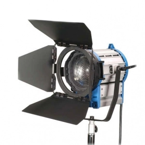 Alquiler de Fresnel 2000W Genérico 2000W