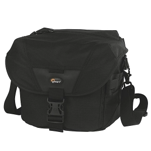 Alquiler de Mochila Lowepro Stealth Reporter D100 AW