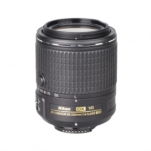 Alquiler de Objetivo fotográfico telezoom Nikon 55-200mm AF-S DX VR f/4-5.6