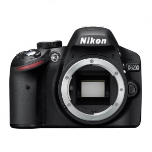 Alquiler de Cuerpo de cámara fotográfica réflex digital	 Nikon D3200