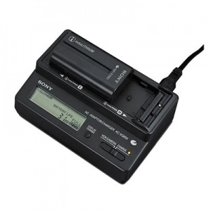 Alquiler de Cargador de batería / Adaptador de corriente Sony AC-VQ850