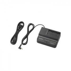Alquiler de Cargador de baterías / Adaptador de corriente Sony BC-U1