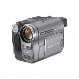 Alquiler de Camcorder Sony Digital8 Sony DCR-TRV480