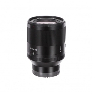 Alquiler de Objetivo fotográfico fijo Sony Planar T* FE 50mm f/1.4 ZA