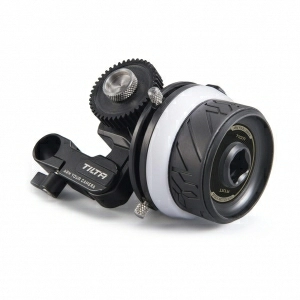 Alquiler de Mando de foco manual Tilta Tilta Mini Follow Focus