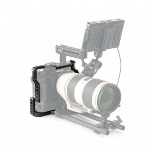 Venta de Cage para Fuji X-T2/X-T3 con empuñadura de bateria SmallRig Cage Fuji 2229
