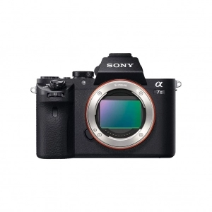 Venta de Cámara full frame sin espejo Sony A7 II