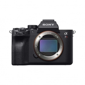 Venta de Cuerpo de cámara digital sin espejo Sony A7R IV
